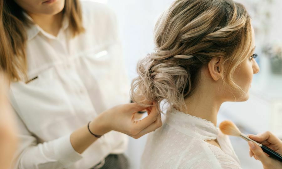 Inspirasi Potongan Rambut Mullet Wanita