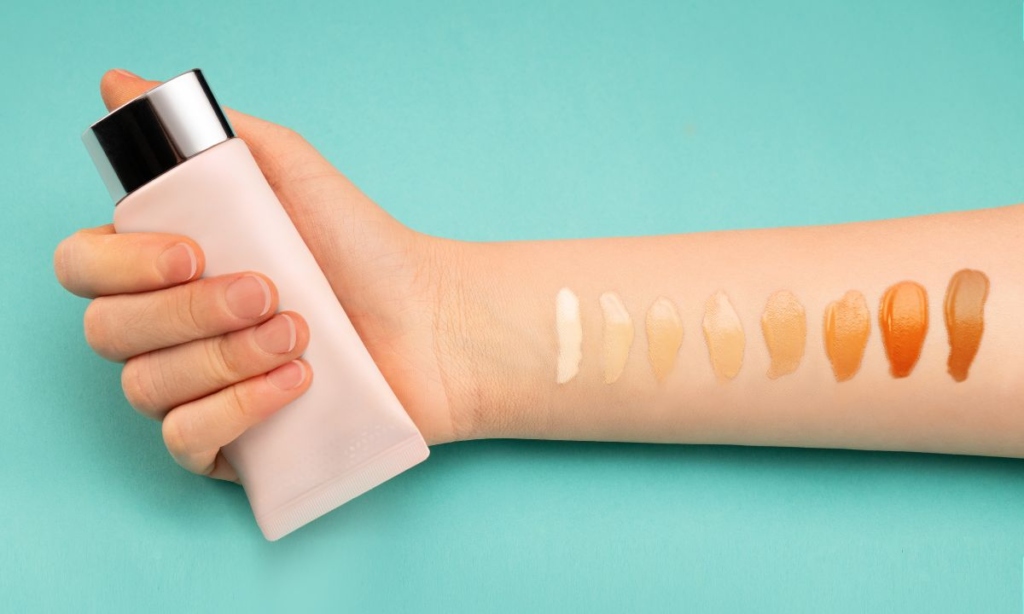 4 Foundation Wardah Untuk Kulit Sawo Matang yang Bisa Dicoba