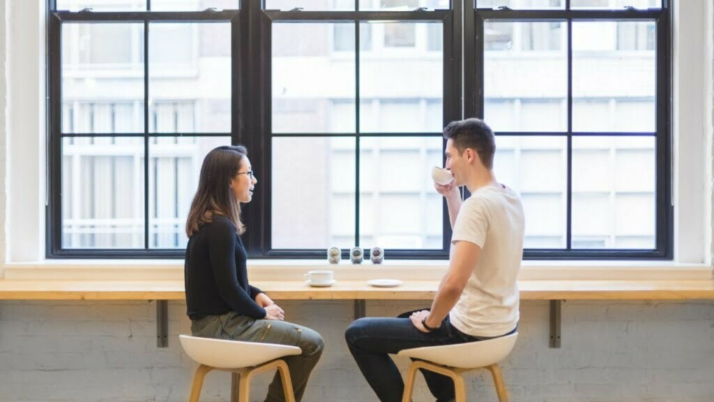 Baru-baru ini, istilah split bill menjadi topik hangat di media sosial. Lantas, apa itu split bill dan bagaimana cara split bill di aplikasi dompet digital