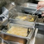Teknik Memasak Deep Frying Adalah: Pengertian dan Contohnya