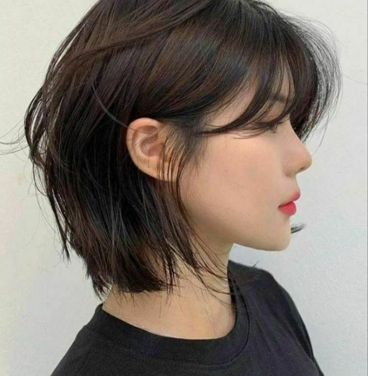 Model Rambut Pendek Wanita Wolf Cut