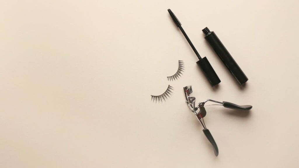 Rekomendasi Penjepit Bulu Mata yang Bagus