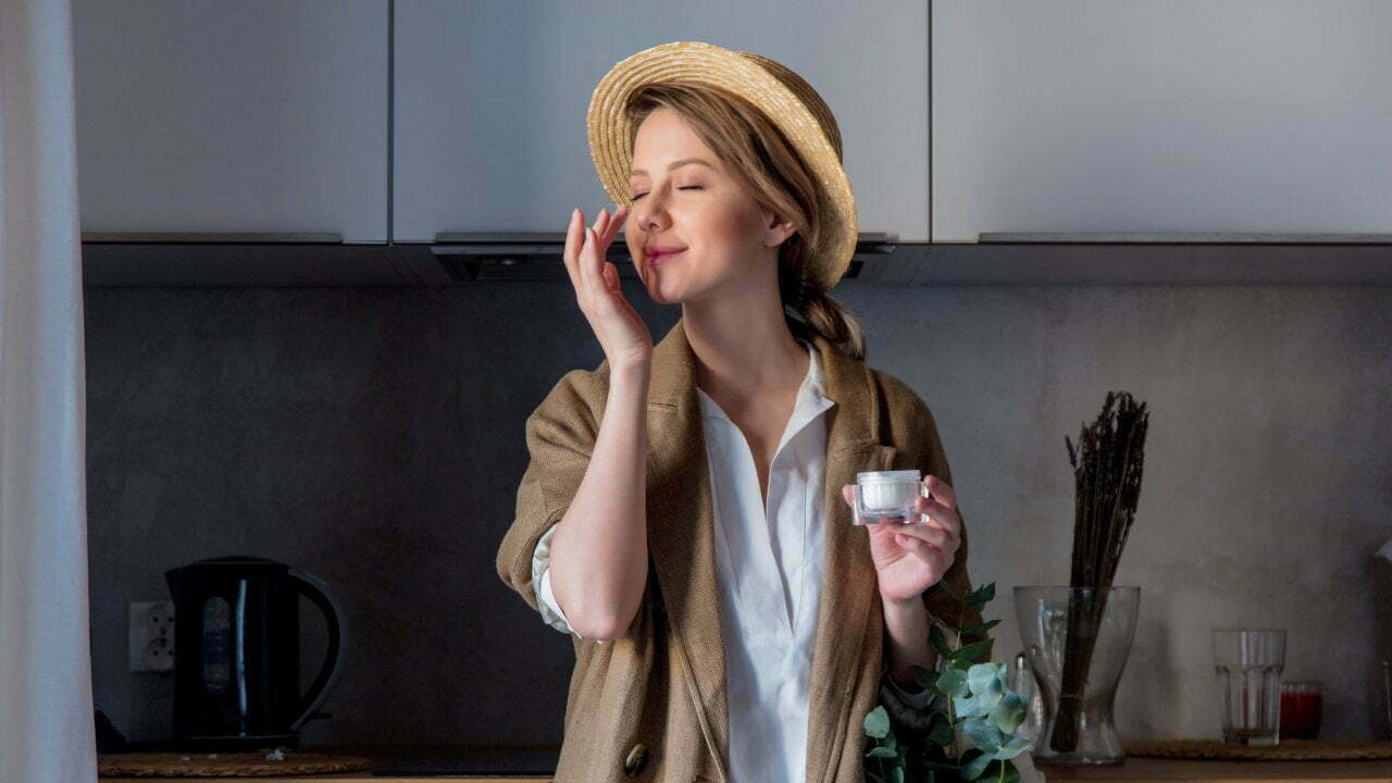 Urutan Skincare Pagi dengan Day Cream