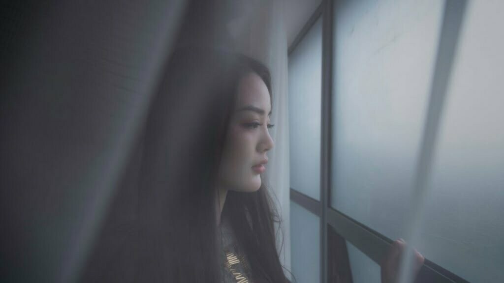 Cara Melupakan Orang yang Kita Sayang