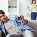 Tanda-tanda Suami Tidak Peduli Perasaan Istri