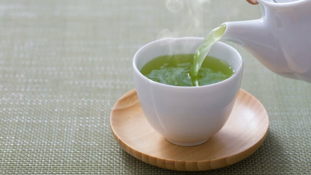 7 Manfaat Air Teh untuk Wajah yang Jarang Diketahui, Cek Yuk!