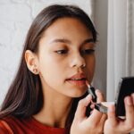 10 Rekomendasi Lip Tint untuk Bibir Hitam, Sehat dan Cerah