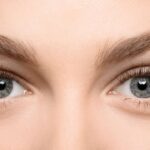 6 Cara Melentikkan Bulu Mata, Ladies Simak Yuk!