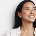 8 Cara Mengatasi Bibir Kering dan Penyebabnya, Yuk Simak!