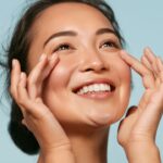 8 Cara Meratakan Warna Kulit Wajah dan Produk Rekomendasinya