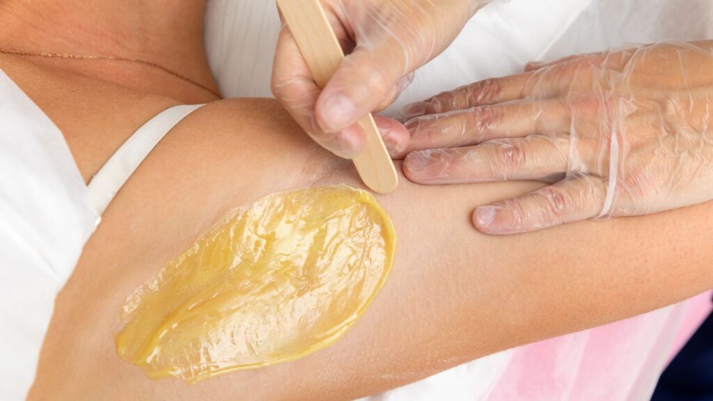 Cara Waxing Ketiak yang Aman dan Mudah Dilakukan