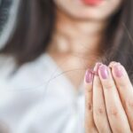 9 Cara Mengatasi Rambut Rontok dengan Bahan Alami di Rumah