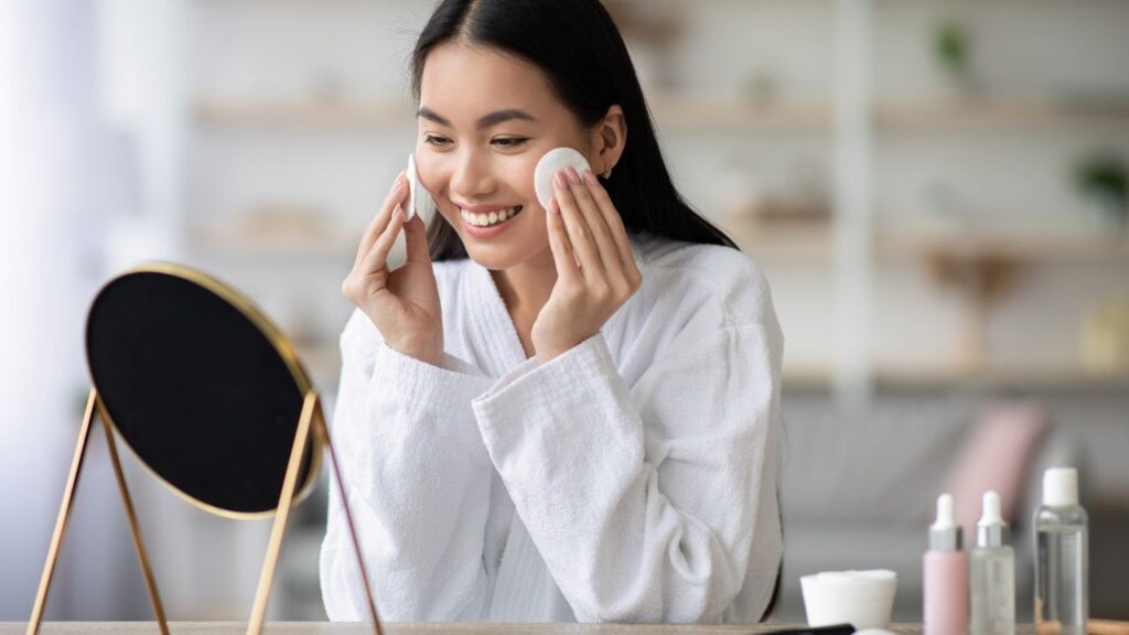 10 Toner Wajah Terbaik, Aman dan Cocok Untuk Berbagai Tipe Kulit