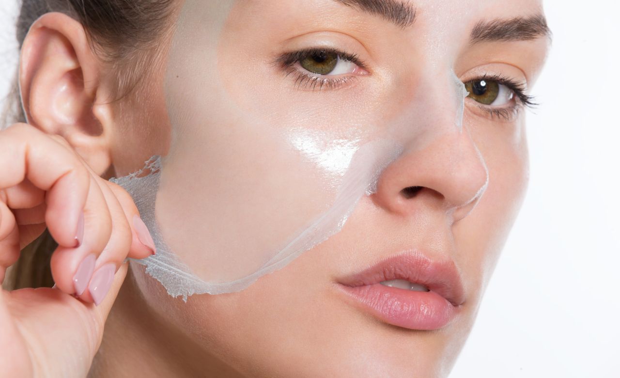 1. Menggunakan Masker dari Buah Pepaya 