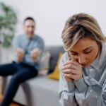 10 Ciri Toxic Relationship dan Cara Mengatasinya!