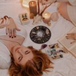 Zodiak yang Tidak Cocok dengan Hubungan Jarak Jauh