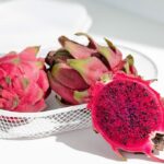 13 Manfaat Buah Naga untuk Kecantikan, Bikin Kulit Glowing!