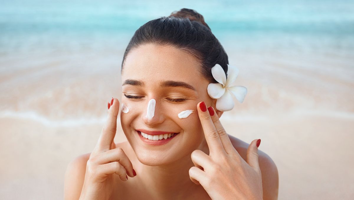 6. Menggunakan Sunscreen atau Tabir Surya