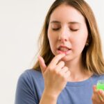 Cara Mengatasi Bibir Kering dengan Bahan Alami, Mudah dan Efektif!
