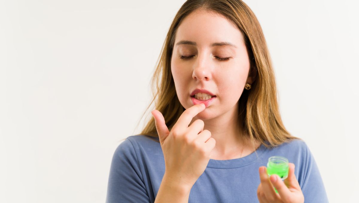 Cara Mengatasi Bibir Kering dengan Bahan Alami, Mudah dan Efektif!
