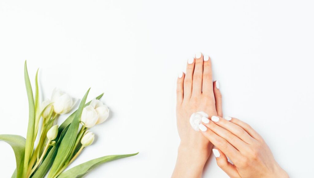 7+ Manfaat Hand Cream dan Rekomendasi Produk yang Bagus